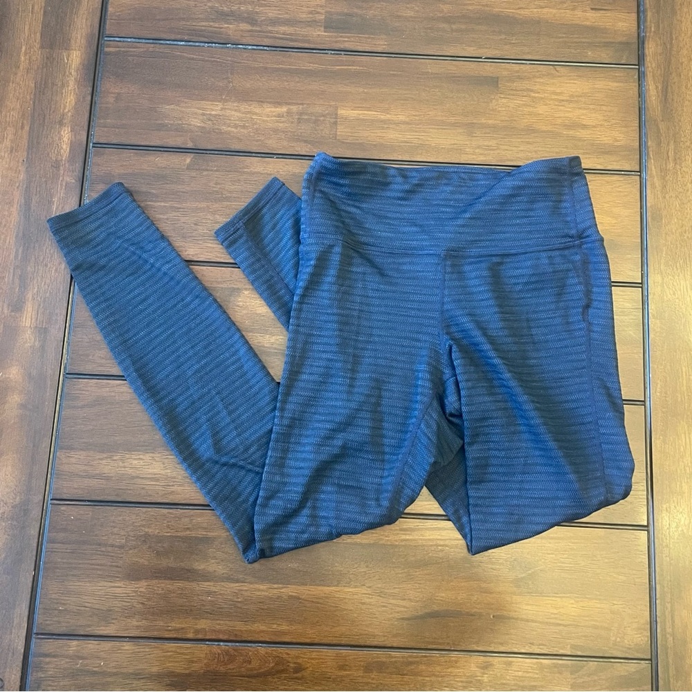 Athleta Navy Blue Textured Leggings - Small